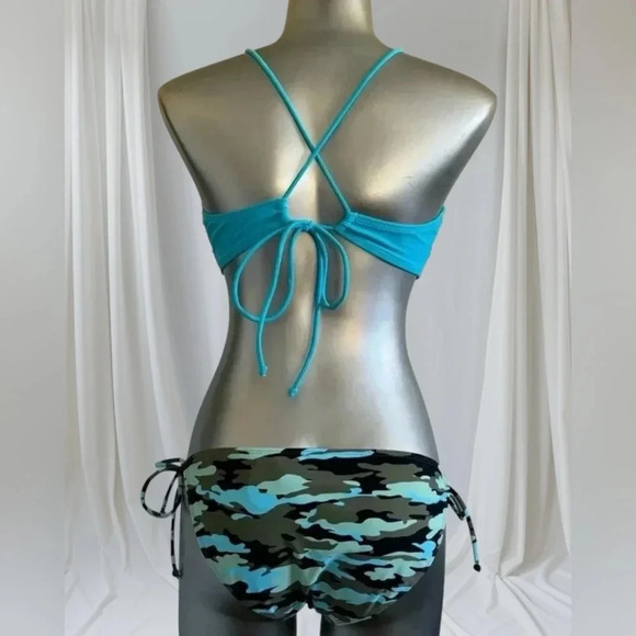 FREE 🆕➕size Swimsuit  String Bikini Bottoms - Picture 7 of 16